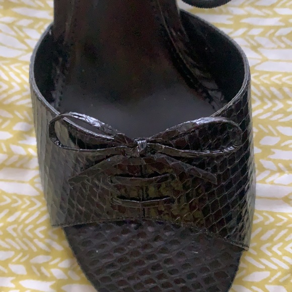 New ladies Apostrophe black snakeskin heels - Picture 2 of 6